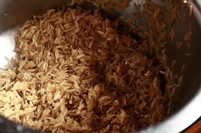 نقع الأرز البني الطريقة وأفضل طريقة للطهي